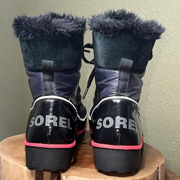 SOREL Women’s Tivoli II Boot (Black/Pink) - Picture 3 of 14